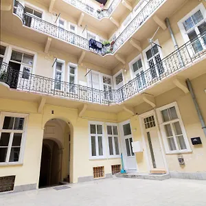 apartman-4-you-westend.inbudapesthotels.com/
