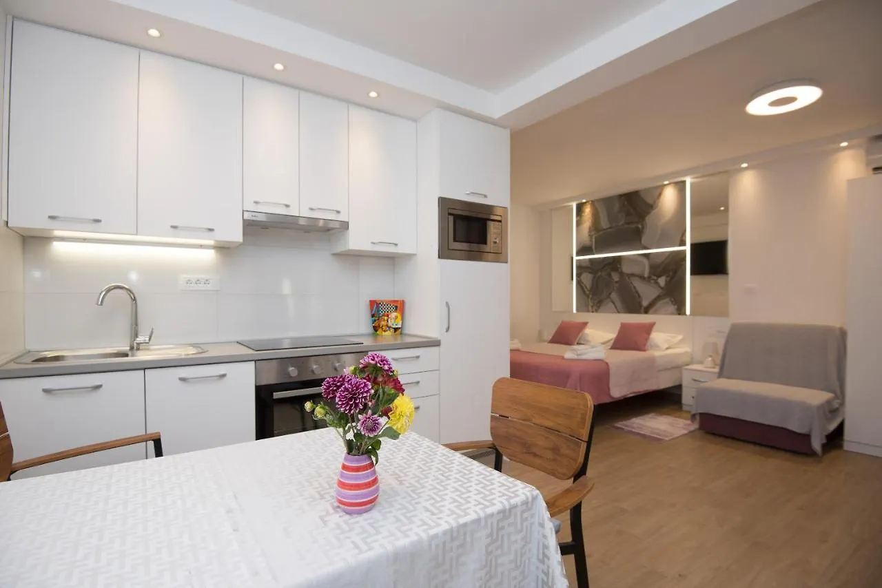 Luxury Studio Apartment Honeymoon Split 0*,  Croatie