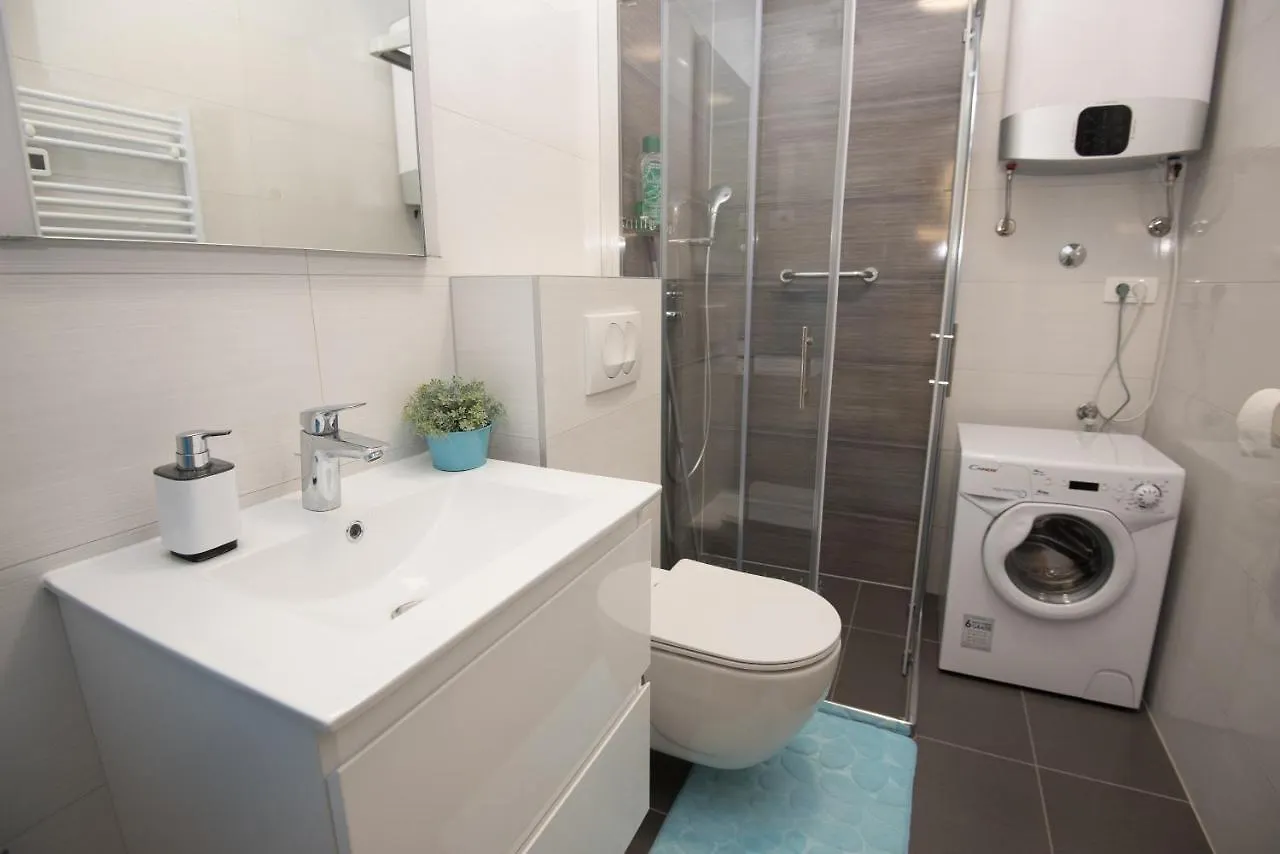 Luxury Studio Apartment Honeymoon Split 0*,