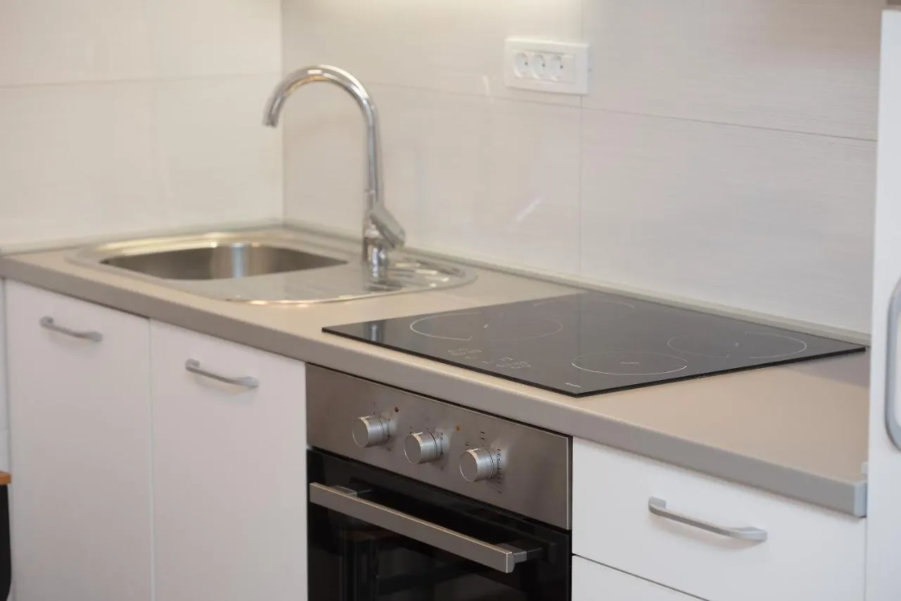Luxury Studio Apartment Honeymoon Split